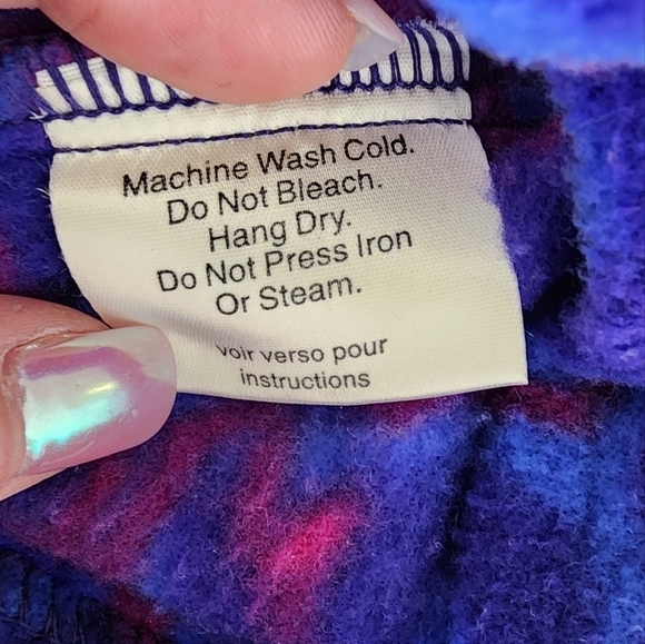 Vintage Nordica Women's Blue/Purple Pull Over Size M. - Picture 3 of 7